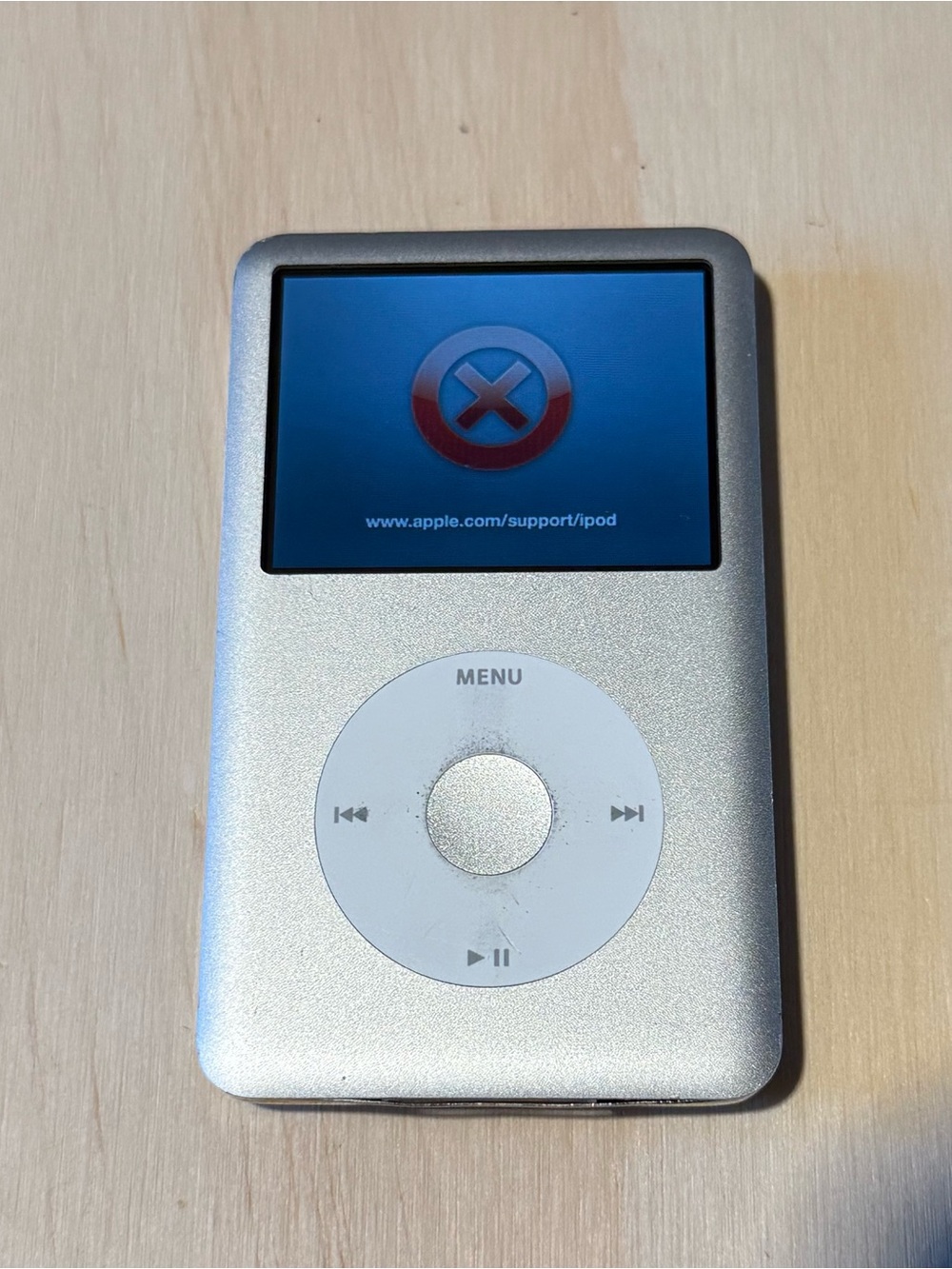 iPod Model:A1238 6ThGen 80GB Stuck On Red X Parts/Repair Only w/Charg Read Info!